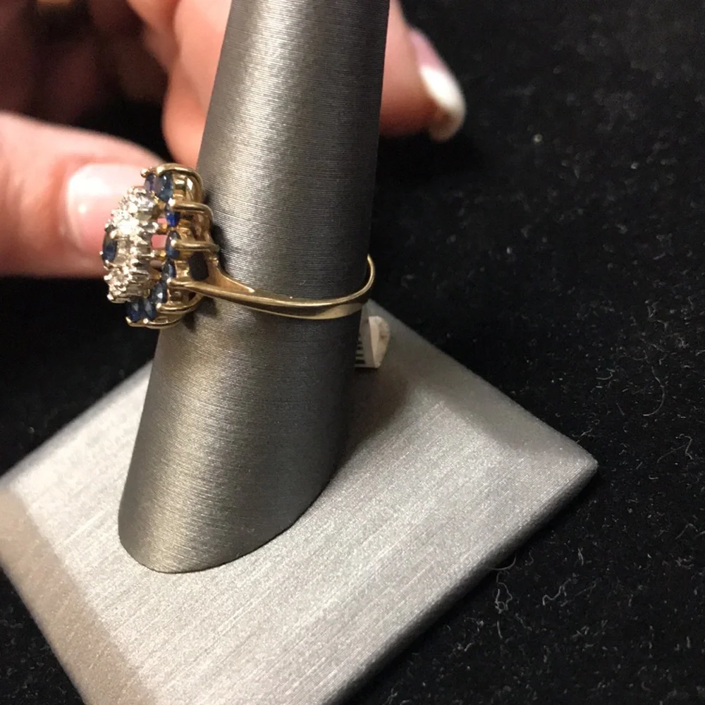 430175 10k Elegant Gold and Blue Spinel and white Sapphire Ring - Picture 2 of 2
